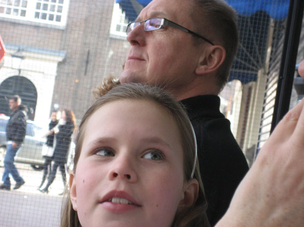 Worlds-Apart-2010-Ams-086-595x446